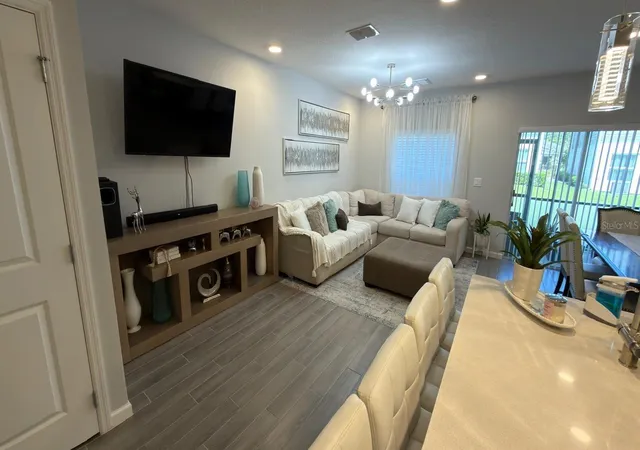 Photo 4 of Townhouse for sale at 5007 Slash Run, St Cloud, FL 34772 | MLS# S5156390 | Listing updated on 2026-09-01