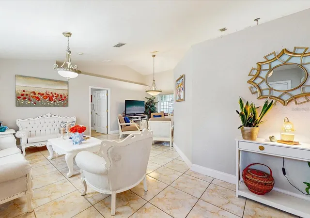 Photo 3 of Single family home for sale at 411 Mallard Wy, Poinciana, FL 34759 | MLS# S5156396 | Listing updated on 2026-08-27