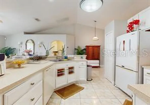 Photo 5 of Single family home for sale at 411 Mallard Wy, Poinciana, FL 34759 | MLS# S5156396 | Listing updated on 2026-08-27