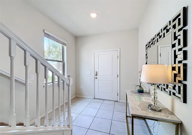 Photo 4 of Single family home for sale at 5485 Misty Oak Cir, Davenport, FL 33837 | MLS# O6436907 | Listing updated on 2026-10-04