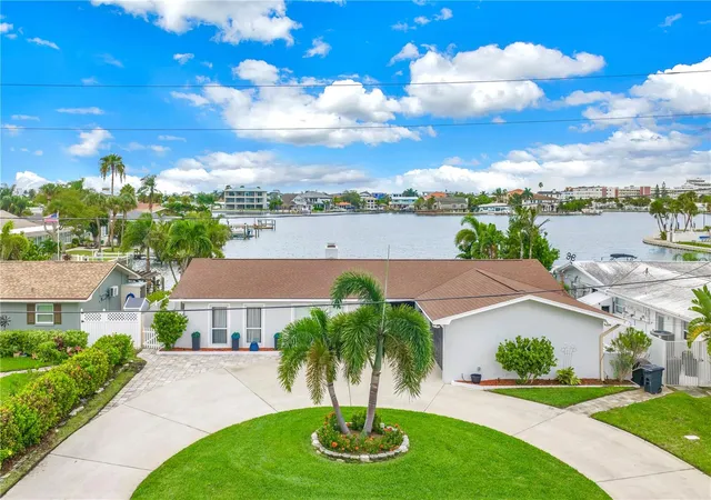 Photo 2 of Single family home for sale at 450 64th Ave, St Pete Beach, FL 33706 | MLS# TB8542869 | Listing updated on 2026-09-08