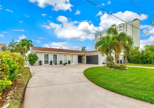Photo 3 of Single family home for sale at 450 64Th Ave, St Pete Beach, FL 33706 | MLS# TB8542869 | Listing updated on 2026-09-08
