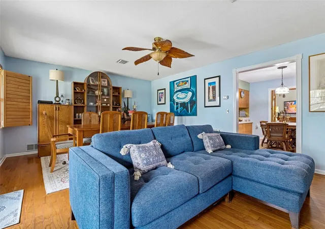 Photo 2 of Single family home for sale at 22 Fairway Dr, Eustis, FL 32726 | MLS# O6436910 | Listing updated on 2026-08-28