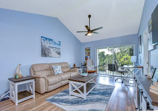 Listing Photo 4 - Condo for sale in building located at 4925 Myrtle Oak Dr, New Port Richey, FL 34653 - Unit #25