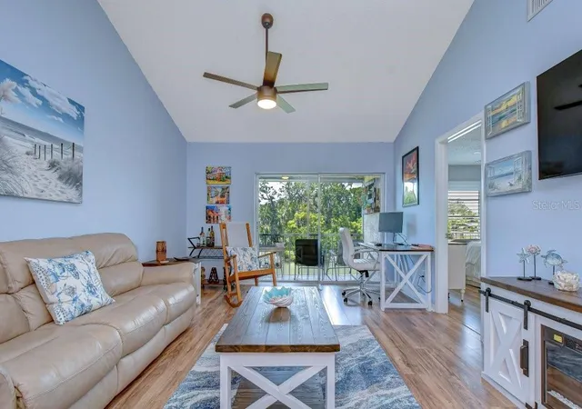 Listing Photo 5 - Condo for sale in building located at 4925 Myrtle Oak Dr, New Port Richey, FL 34653 - Unit #25