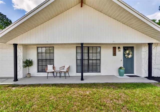 Photo 2 of Single family home for sale at 720 Green Cove Dr, Brandon, FL 33510 | MLS# TB8542878 | Listing updated on 2026-09-06