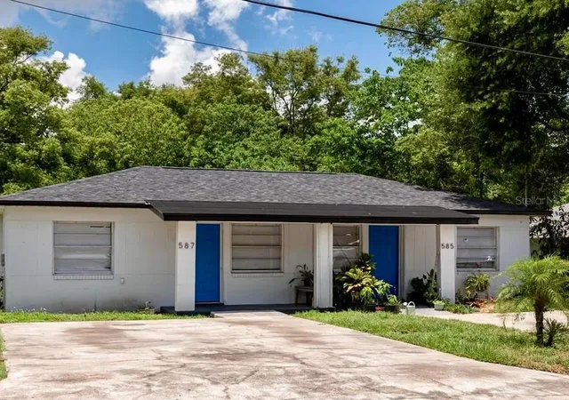 Photo 1 of Multi family home for sale at 585 S 3rd Ave, Bartow, FL 33830 | MLS# TB8542880 | Listing updated on 2026-10-29