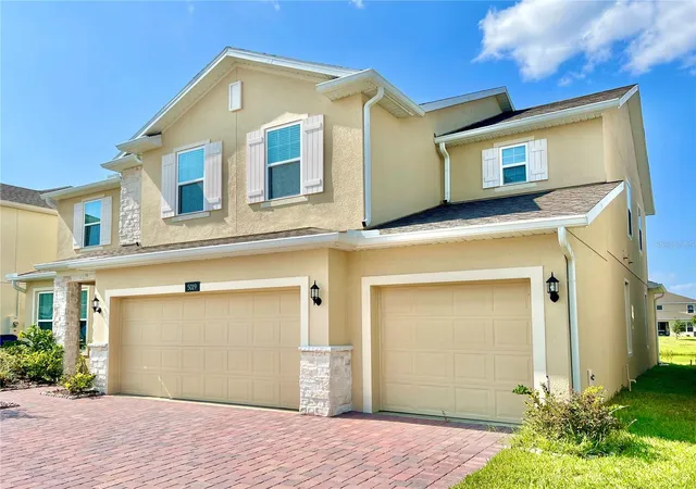 Photo 2 of Single family home for sale at 5019 Down Ct, Saint Cloud, FL 34772 | MLS# S5156405 | Listing updated on 2026-09-15