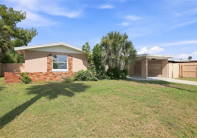 Photo 1 of Single family home for sale at 1509 Banyan Dr, Venice, FL 34293 | MLS# A4704192 | Listing updated on 2026-08-27