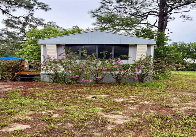 Photo 1 of Sale Pending at 3198 Painters St, Spring Hill, FL 34606 | MLS# TB8542904 | Listing updated on 2026-09-03