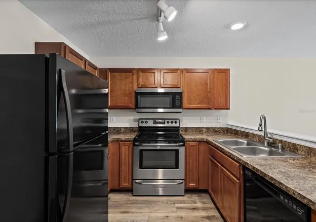 Photo 2 of Single family home for sale at 7454 Mohawk Trl, Spring Hill, FL 34606 | MLS# W7888953 | Listing updated on 2026-10-04