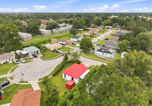 Photo 35 of Single family home for sale at 1801 Bethune Dr, Plant City, FL 33563 | MLS# TB8542908 | Listing updated on 2026-08-27