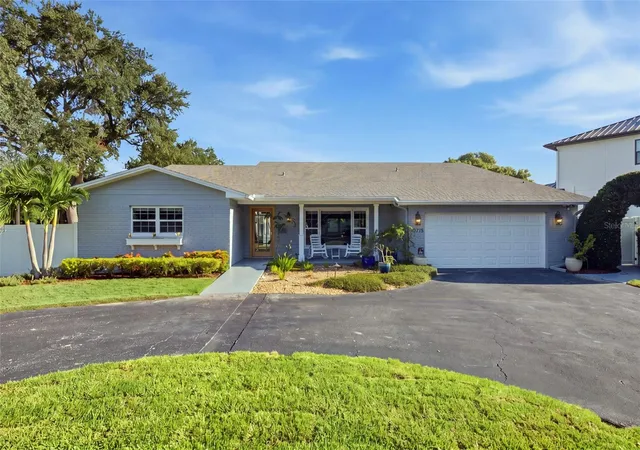 Single family home for sale at 10715 Carrollwood Dr, TAMPA, FL 33618 | MLS# TB8542917