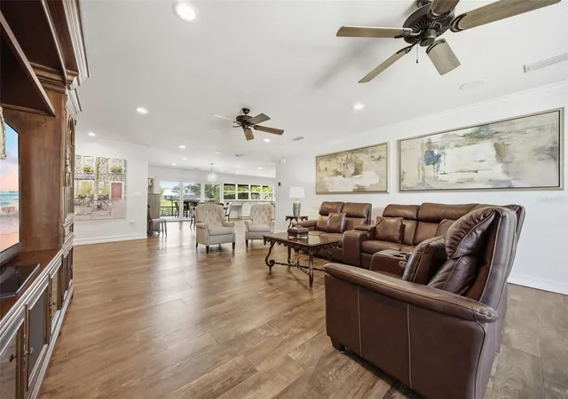 Photo 4 of Single family home for sale at 10715 Carrollwood Dr, Tampa, FL 33618 | MLS# TB8542917 | Listing updated on 2026-10-27