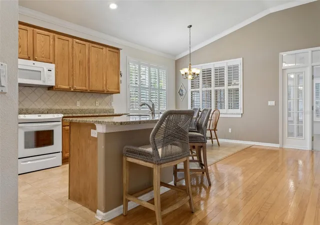 Photo 4 of Single family home for sale at 9703 Hidden Cove Ct, Tampa, FL 33618 | MLS# TB8542921 | Listing updated on 2026-10-11
