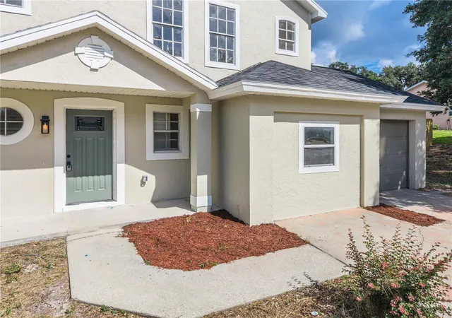 Photo 2 of Single family home for sale at 11424 Mandarin Dr, Clermont, FL 34711 | MLS# O6436954 | Listing updated on 2026-08-31