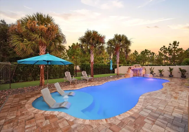 Photo 3 of Single family home for sale at 3816 Bonfire Dr, Odessa, FL 33556 | MLS# TB8542930 | Listing updated on 2026-10-05