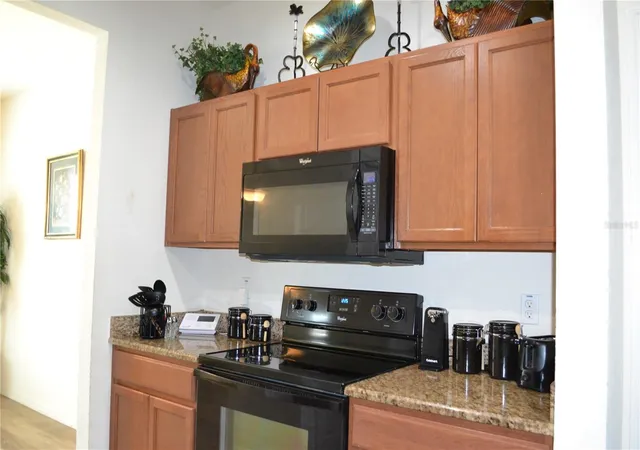 Photo 3 of Single family home for sale at 2828 Blackwater Creek Dr, Lakeland, FL 33810 | MLS# S5156420 | Listing updated on 2026-08-28