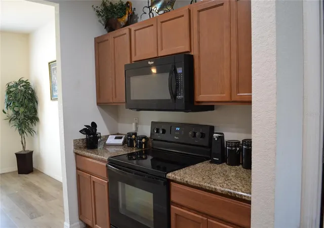 Photo 3 of Single family home for sale at 2828 Blackwater Creek Dr, Lakeland, FL 33810 | MLS# S5156420 | Listing updated on 2026-08-28