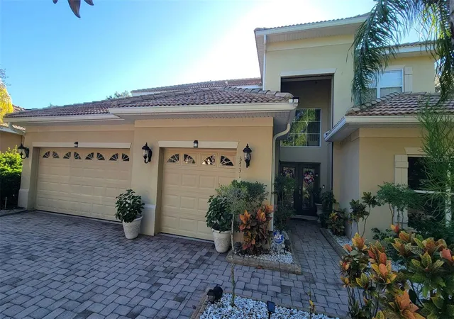 Photo 1 of Single family home for sale at 3731 Eagle Isle Cir, Kissimmee, FL 34746 | MLS# S5156421 | Listing updated on 2026-09-14