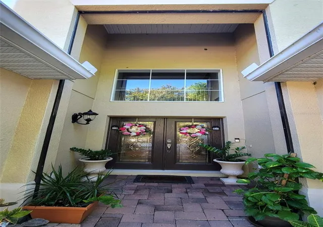 Photo 3 of Single family home for sale at 3731 Eagle Isle Cir, Kissimmee, FL 34746 | MLS# S5156421 | Listing updated on 2026-09-14
