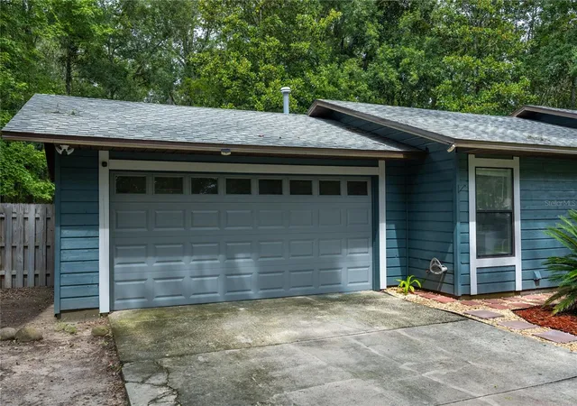 Photo 3 of Sale Pending at 6420 NW 53rd Terrace, Gainesville, FL 32653 | MLS# GC543042 | Listing updated on 2026-09-08
