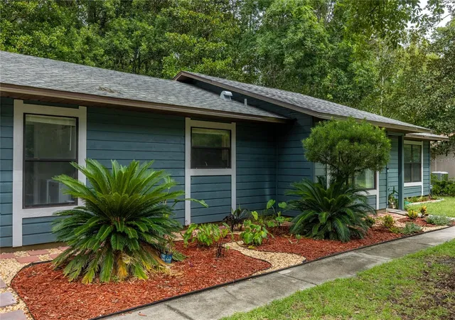 Photo 4 of Sale Pending at 6420 NW 53rd Terrace, Gainesville, FL 32653 | MLS# GC543042 | Listing updated on 2026-09-08