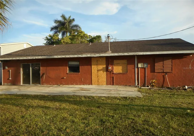 Photo 2 of Single family home for sale at 609 1st Ave Nw, Ruskin, FL 33570 | MLS# TB8542944 | Listing updated on 2026-08-27