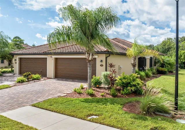 Photo 1 of Single family home for sale at 12619 Garibaldi Ln, Venice, FL 34293 | MLS# D6148569 | Listing updated on 2026-08-29