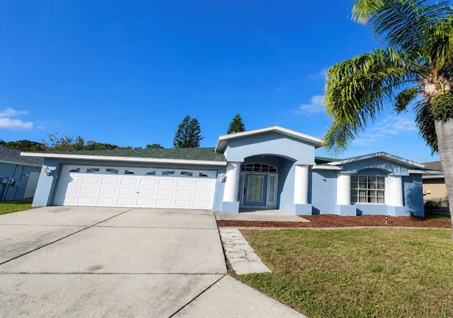Photo 1 of Single family home for sale at 7823 Floradora Dr, New Port Richey, FL 34654 | MLS# W7888957 | Listing updated on 2026-08-29