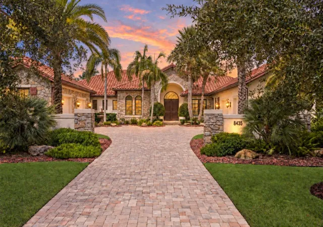 Photo 3 of Single family home for sale at 8435 Lindrick Ln, Bradenton, FL 34202 | MLS# A4704204 | Listing updated on 2026-09-19