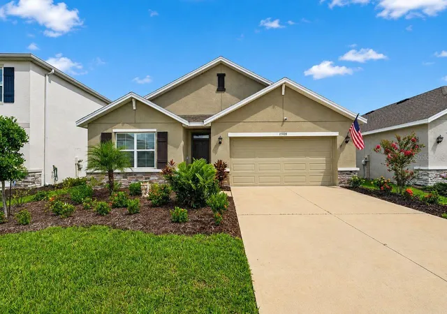 Photo 1 of Single family home for sale at 17709 Canopy Pl, Bradenton, FL 34211 | MLS# A4704205 | Listing updated on 2026-09-02