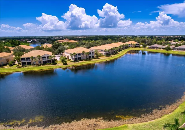 Listing Photo 2 - Condo for sale in building located at 1338 Emerald Dunes Dr, SUN CITY CENTER, FL 33573 - Unit #35