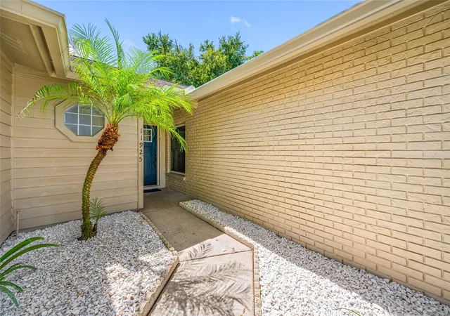Photo 3 of Single family home for sale at 11925 Cedarfield Dr, Riverview, FL 33579 | MLS# TB8542961 | Listing updated on 2026-09-17
