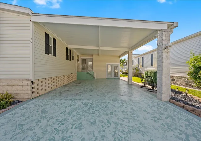 Photo 3 of Manufactured home for sale at 39 Emden Cir, Punta Gorda, FL 33950 | MLS# C7530040 | Listing updated on 2026-09-27