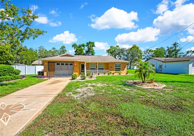 Photo 2 of Single family home for sale at 3535 Hartley Rd, Spring Hill, FL 34606 | MLS# W7888959 | Listing updated on 2026-09-17