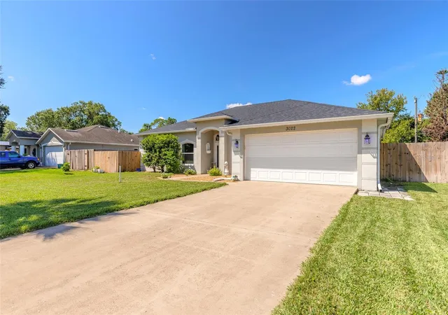 Photo 2 of Single family home for sale at 3022 Yule Tree Dr, Edgewater, FL 32141 | MLS# NS1089113 | Listing updated on 2026-08-31