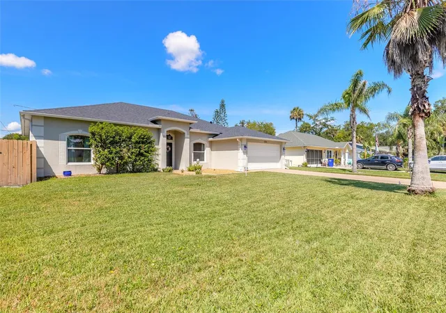 Photo 3 of Single family home for sale at 3022 Yule Tree Dr, Edgewater, FL 32141 | MLS# NS1089113 | Listing updated on 2026-08-31