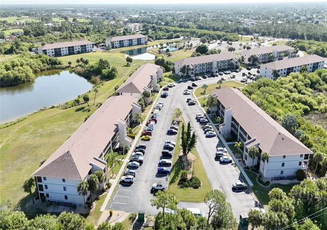 Photo 3 of Condo for sale at 175 Kings Hwy #733, Punta Gorda, FL 33983 | MLS# C7530044 | Listing updated on 2026-09-02