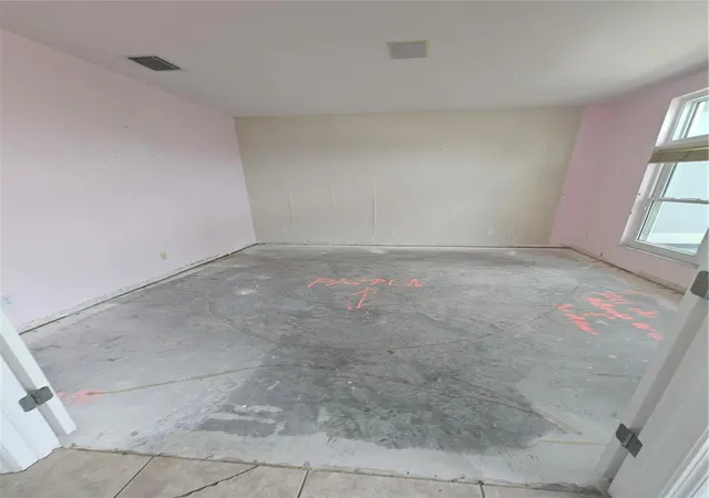 3rd image of 2609 Sw 25Th St, Cape Coral, FL 33914 | MLS# K4903739