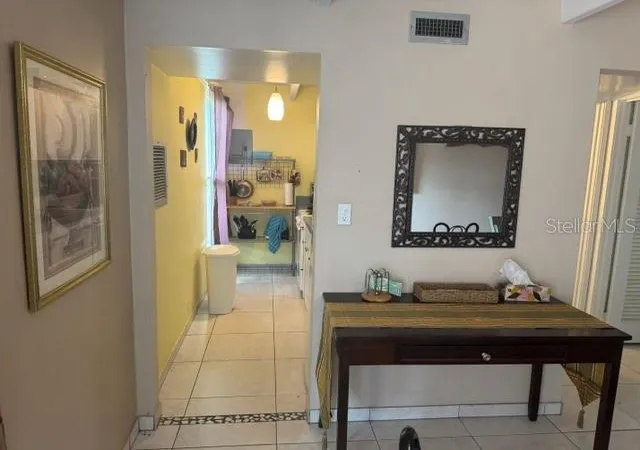 Photo 4 of Single family home for sale at 2107 Club Cir, Lakeshore, FL 33854 | MLS# TB8542988 | Listing updated on 2026-09-20