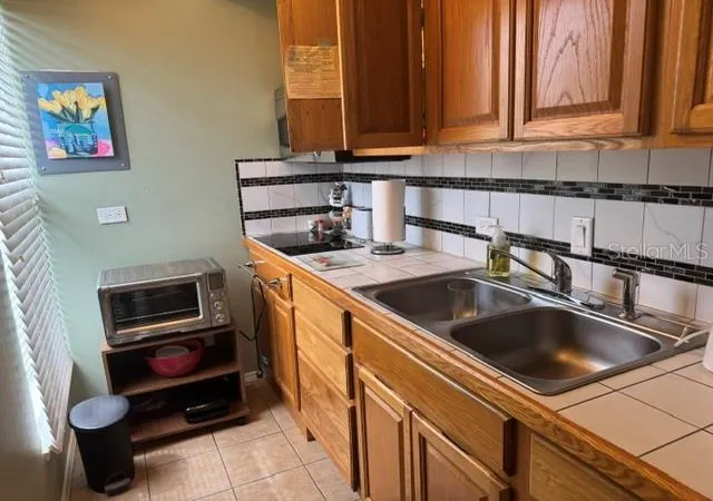 Photo 4 of Single family home for sale at 605 Club Cir, Lakeshore, FL 33854 | MLS# TB8542991 | Listing updated on 2026-09-20