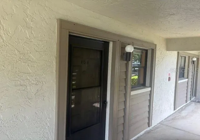 2nd image of 3034 Eastland Blvd #D109, Clearwater, FL 33761 | MLS# TB8542996