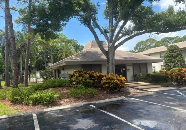 2nd image of 3034 Eastland Blvd, CLEARWATER, FL 33761