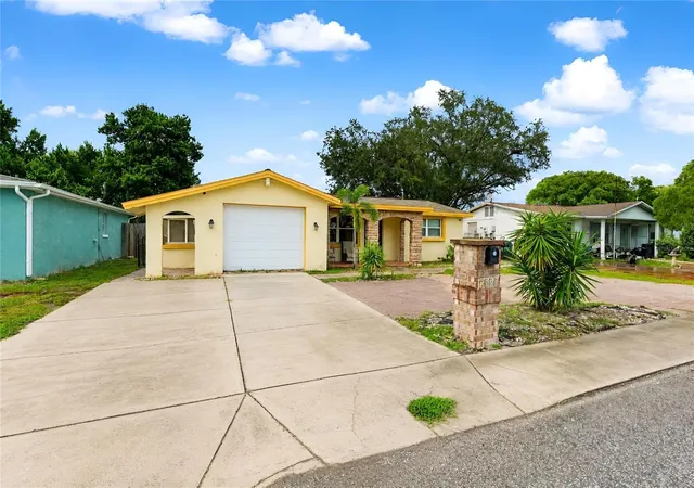 Photo 2 of Single family home for sale at 7041 Westcott Dr, Port Richey, FL 34668 | MLS# TB8543000 | Listing updated on 2026-09-04