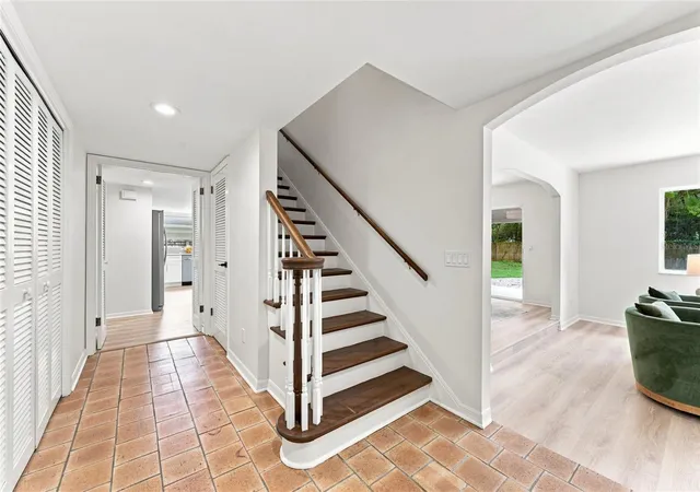 Photo 4 of Single family home for sale at 11735 Lipsey Rd, Tampa, FL 33618 | MLS# TB8543008 | Listing updated on 2026-09-29