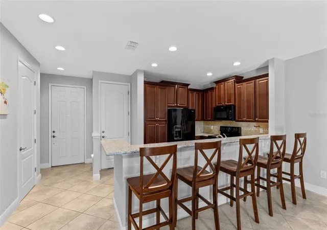 Photo 4 of Townhouse for sale at 8442 Kelsall Dr, Orlando, FL 32832 | MLS# S5156431 | Listing updated on 2026-09-04