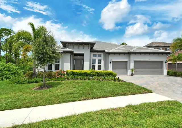 Photo 2 of Single family home for sale at 19815 Bridgetown Loop, Venice, FL 34293 | MLS# N6145511 | Listing updated on 2026-08-31
