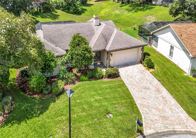 Photo 3 of Sale Pending at 8228 Golf Club Ct, Hudson, FL 34667 | MLS# W7888963 | Listing updated on 2026-09-01