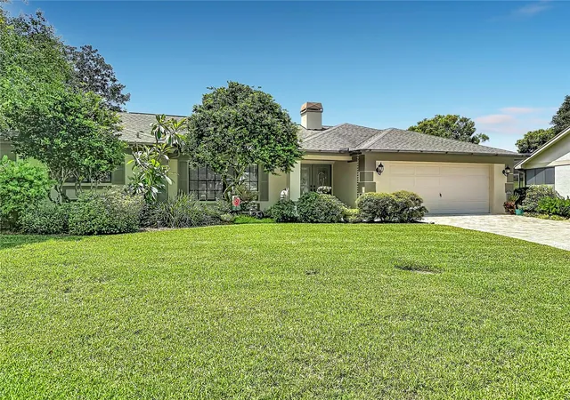 Photo 4 of Sale Pending at 8228 Golf Club Ct, Hudson, FL 34667 | MLS# W7888963 | Listing updated on 2026-09-01